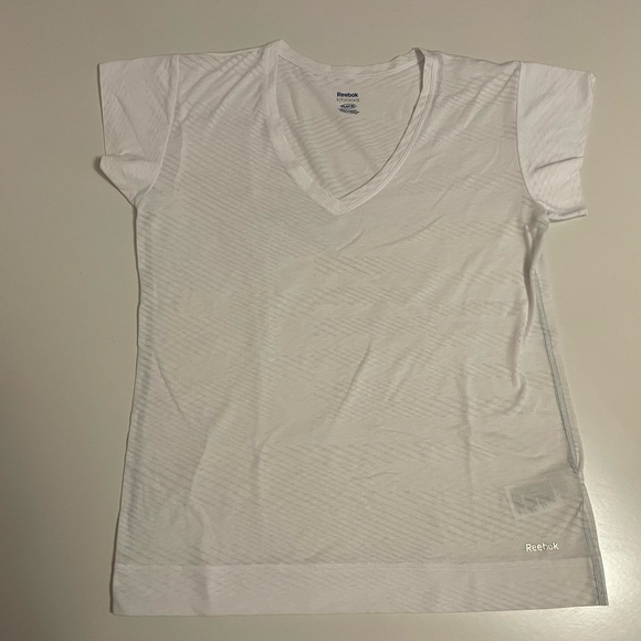 Reebok Women’s White Play Dry Athletic Shirt - Picture 1 of 5